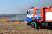 Огненный фронт на окраине Сычково