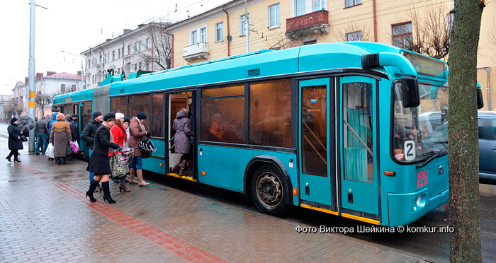 В Бобруйске обстреляли автобус и троллейбус            