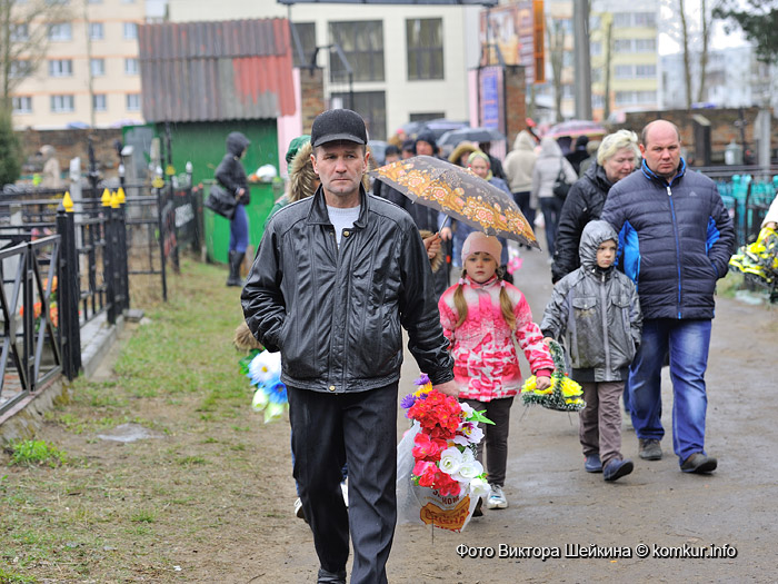 Фоторепортаж: День поминовения усопших в Бобруйске и Бобруйском районе