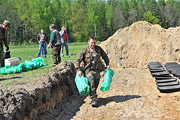 Останки немецких солдат, найденные в центре города, перезахоронены под Бобруйском 