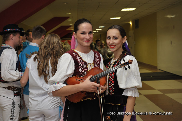 В Бобруйске открылся Международный фестиваль народного творчества «Венок дружбы»