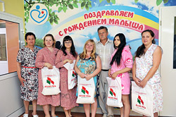В Бобруйском роддоме поздравили молодых мам