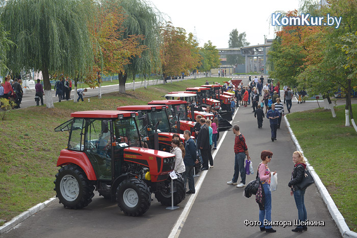 Бобруйские тракторостроители заложили капсулу с посланием потомкам