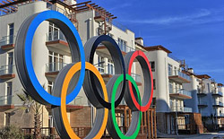 Мародеры разворовывают олимпийскую деревню в Сочи