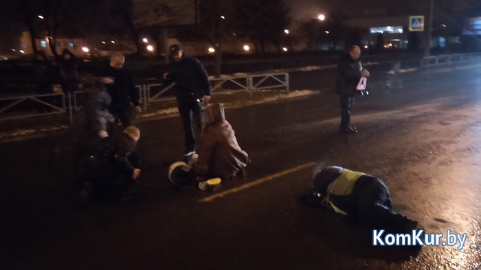 Возле вокзала «Бобруйск» попали под колеса три пешехода (ВИДЕО)