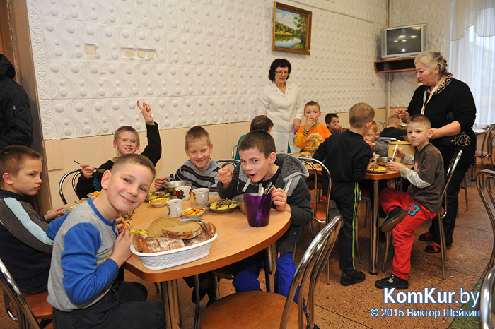 Жилье для сирот, или Кого назвать мамой?