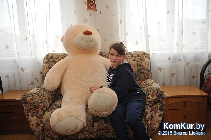 Жилье для сирот, или Кого назвать мамой?