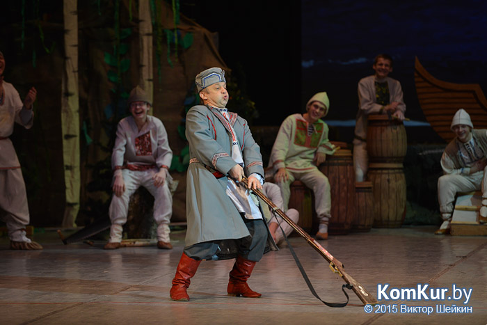 Мэр Бобруйска поздравил детей с Новым годом