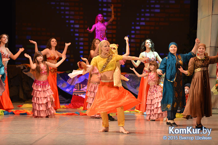 Мэр Бобруйска поздравил детей с Новым годом