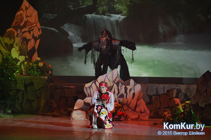 Мэр Бобруйска поздравил детей с Новым годом