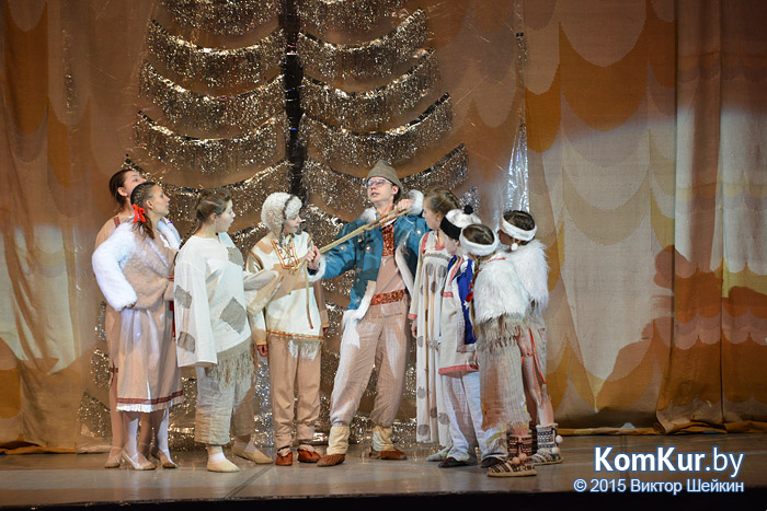 Мэр Бобруйска поздравил детей с Новым годом