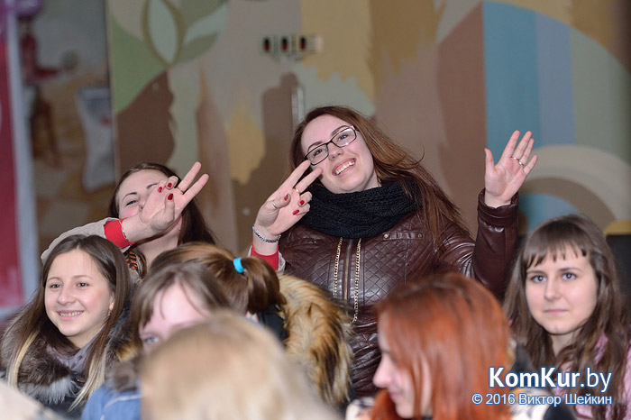 На площади Ленина прошел рождественский концерт