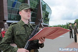 В Бобруйске приняли присягу военнослужащие 147-й зенитной ракетной бригады