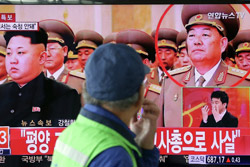СМИ: министр обороны КНДР казнен из-за того, что уснул на мероприятии