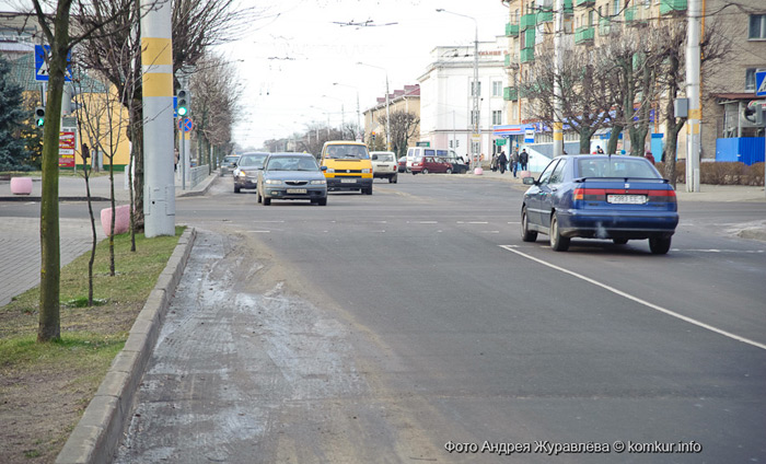 Одна из главных улиц Бобруйска нуждается в ремонте