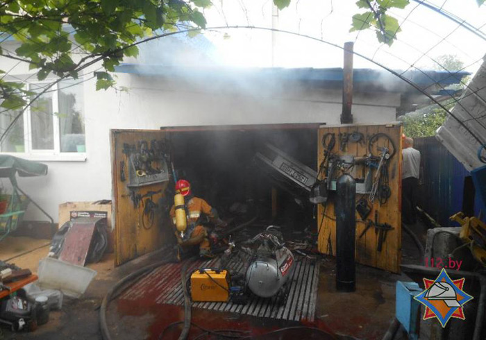 Сарай, гараж и баня горели в Бобруйске