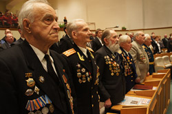Бобруйских ветеранов наградили медалями