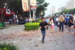 Разосланные по почте 17 бомб взорвались на юге Китая