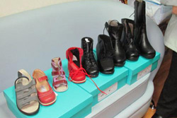 Немаркированную обувь на 93 млн. рублей изъяли у торговой организации в Бобруйске