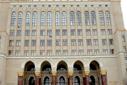 В Азербайджане будет создана информационная база государственного языка